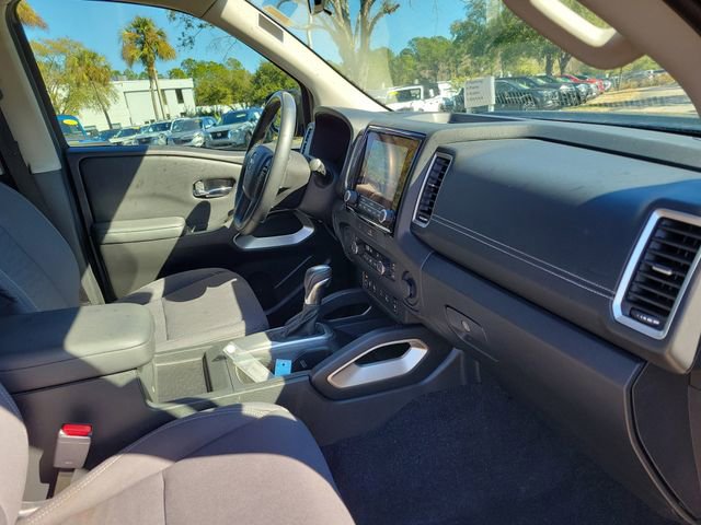 Used 2023 Nissan Frontier SV w/ SV Convenience Package image 31