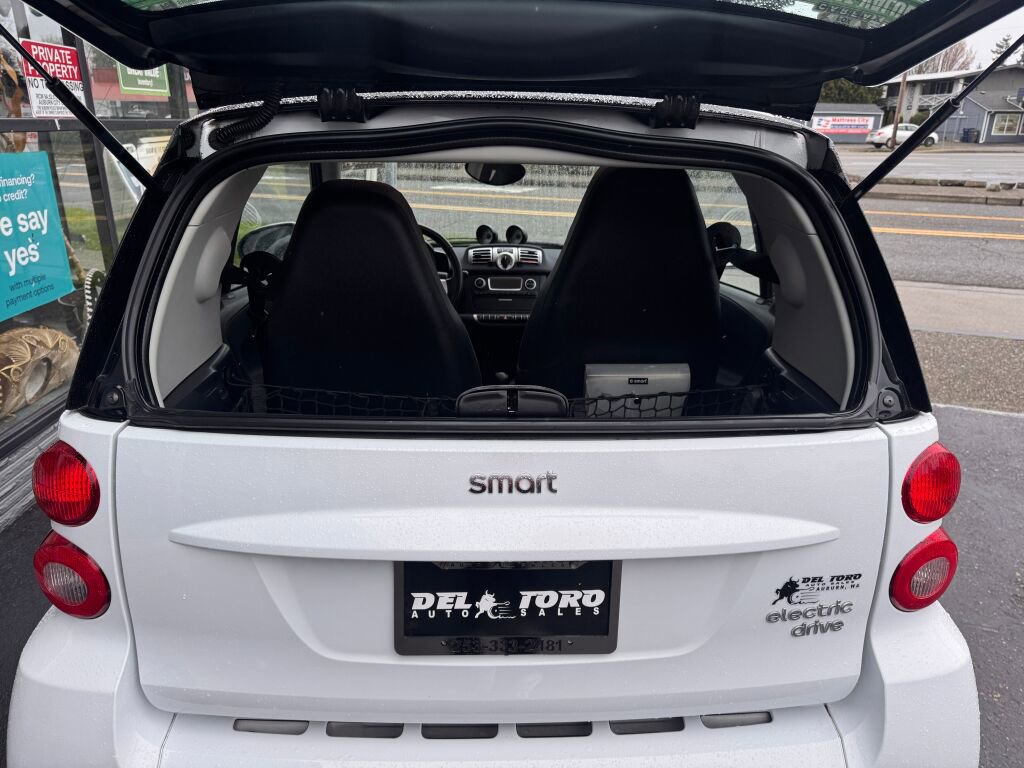 Used 2016 smart fortwo electric drive RWD image 22