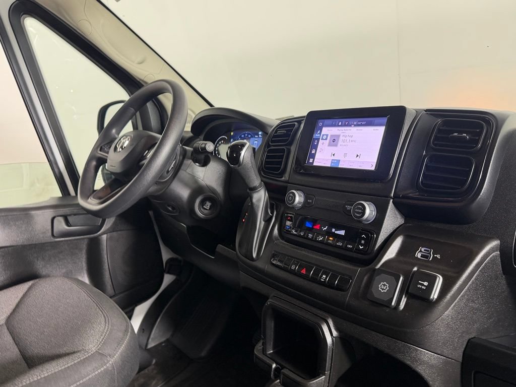 Used 2025 RAM ProMaster 2500 w/ U-Haul Equipment Group FWD image 26
