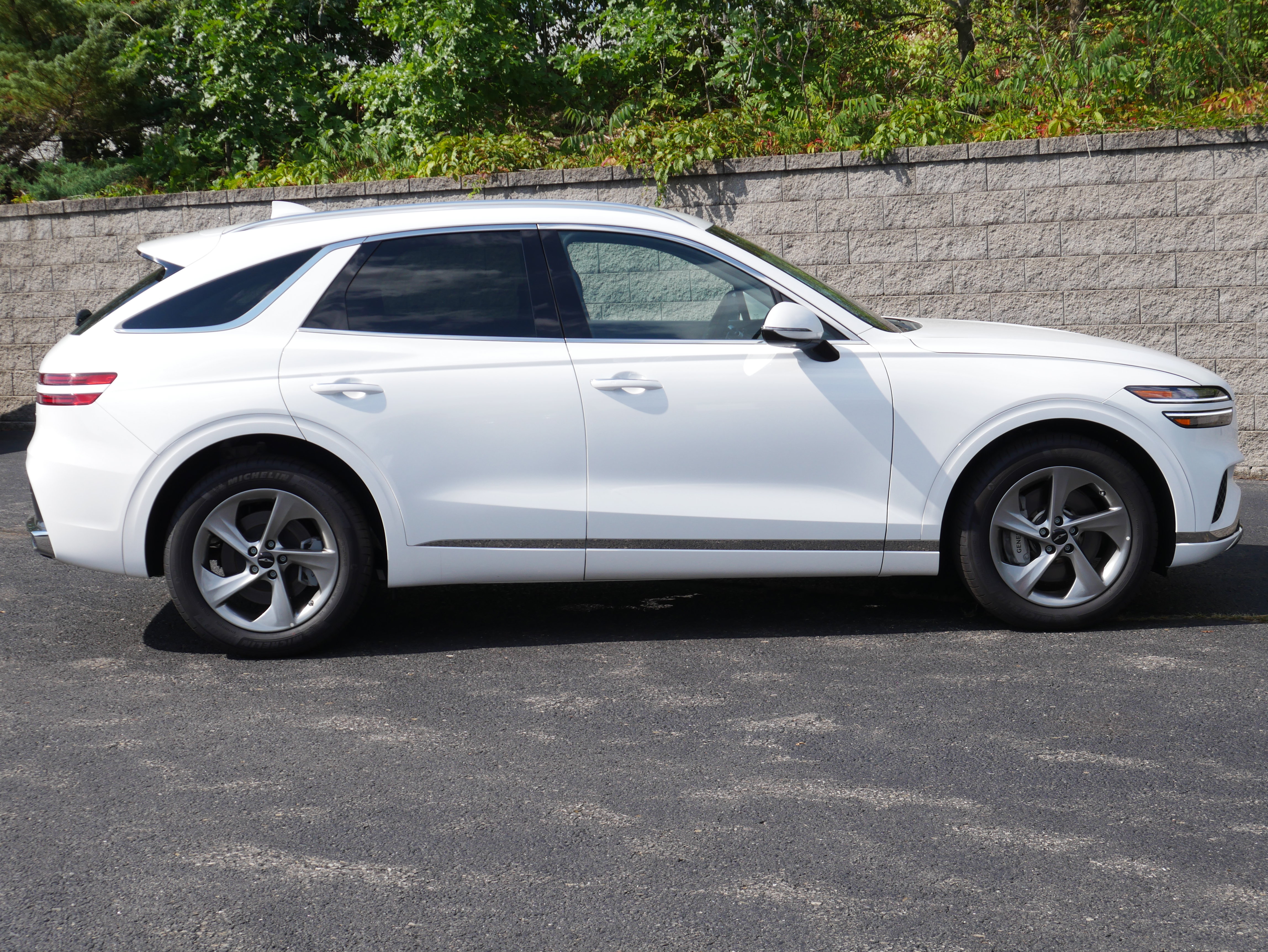 Used 2026 Genesis GV70 2.5T Select AWD/4WD image 8