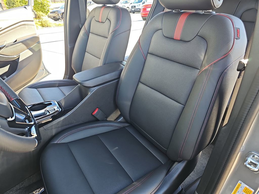 New 2026 Chevrolet Trax RS w/ Driver Confidence Package image 14