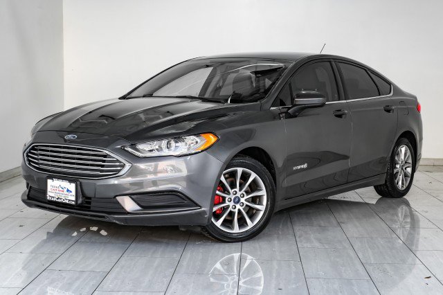 Used 2017 Ford Fusion S image 4