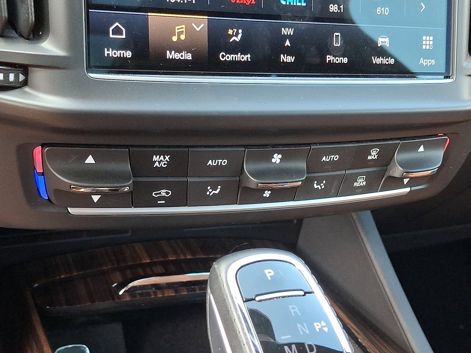 Used 2022 Maserati Levante Modena S image 17
