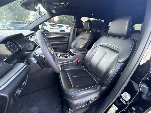Used 2026 Jeep Grand Cherokee L Limited w/ Limited Altitude Package RWD image 20