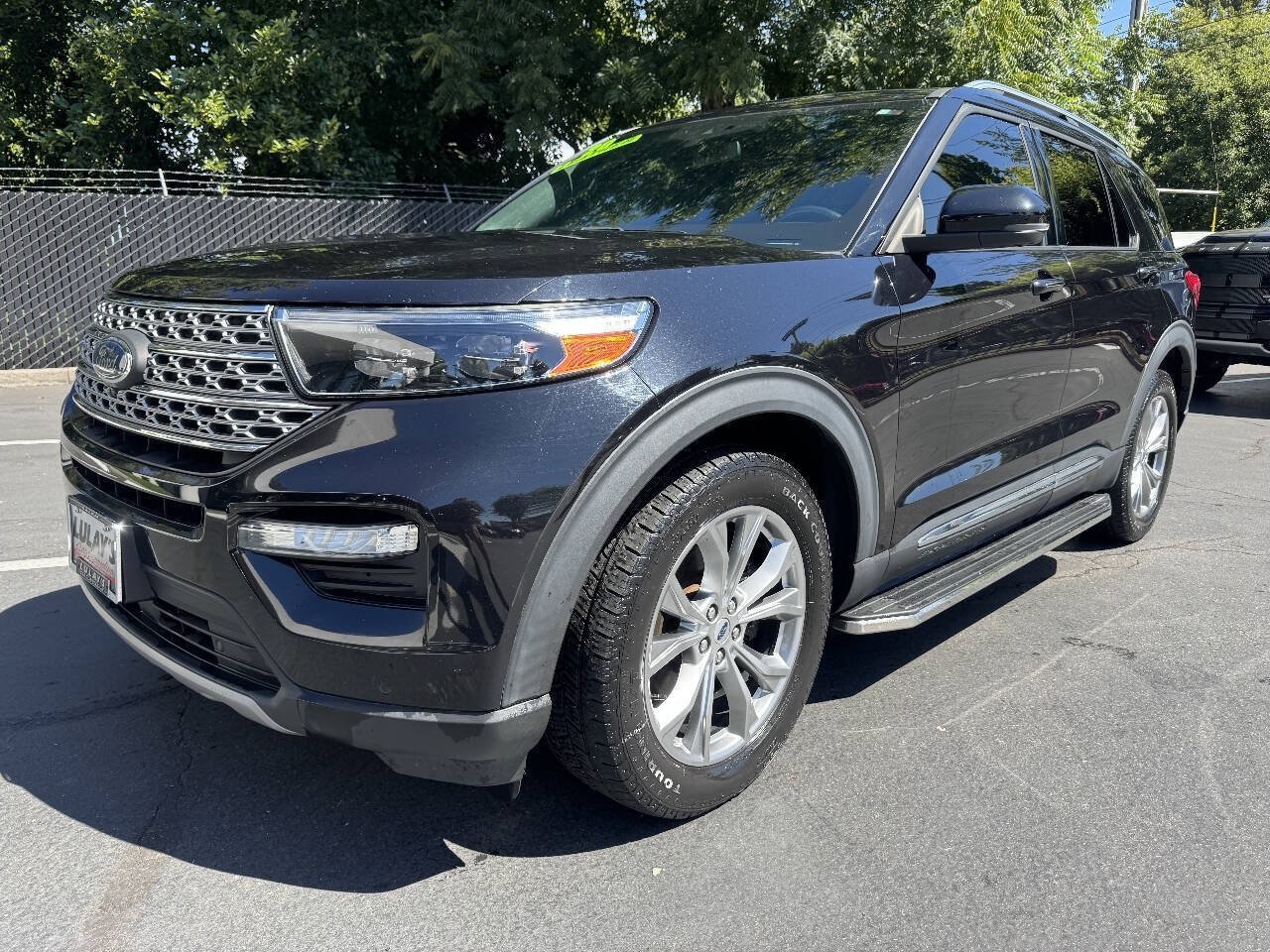 Used 2020 Ford Explorer Limited AWD/4WD image 1