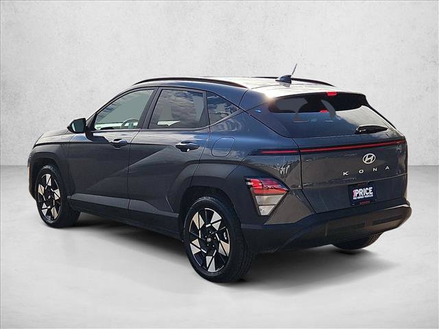 Used 2025 Hyundai Kona SEL FWD image 8