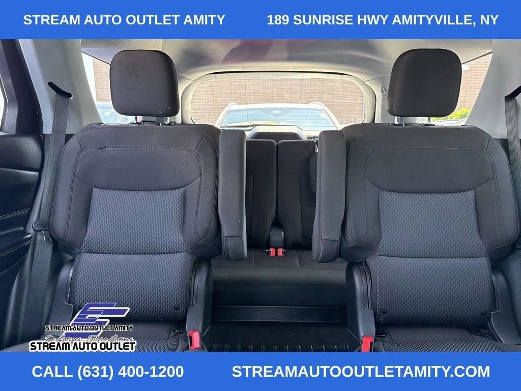 Used 2022 Ford Explorer XLT image 47