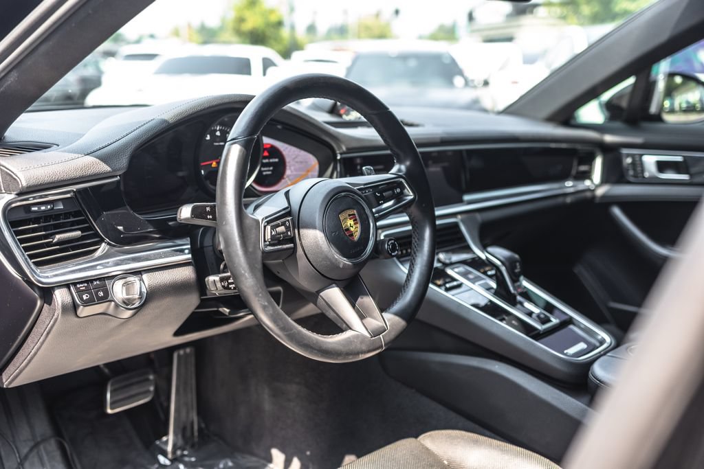 Used 2021 Porsche Panamera 4S w/ Premium Package AWD/4WD image 10