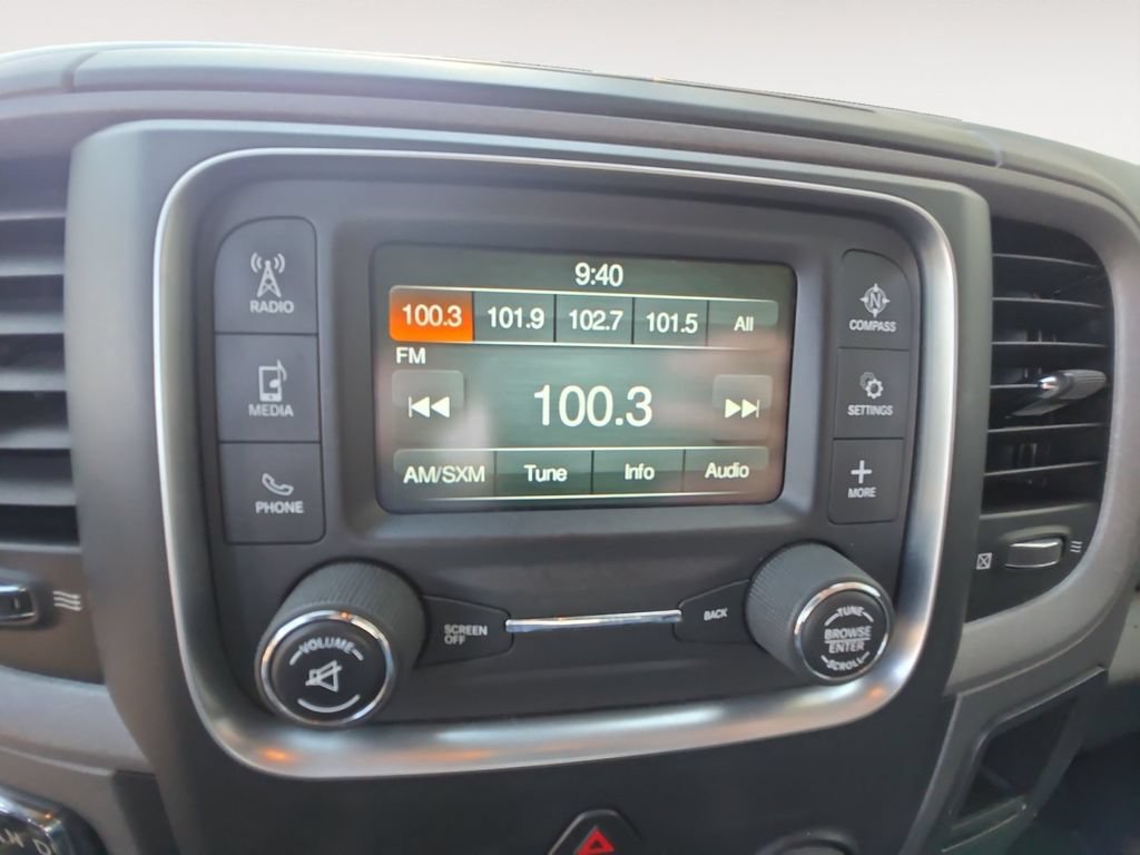 Used 2017 RAM 1500 Express AWD/4WD image 21