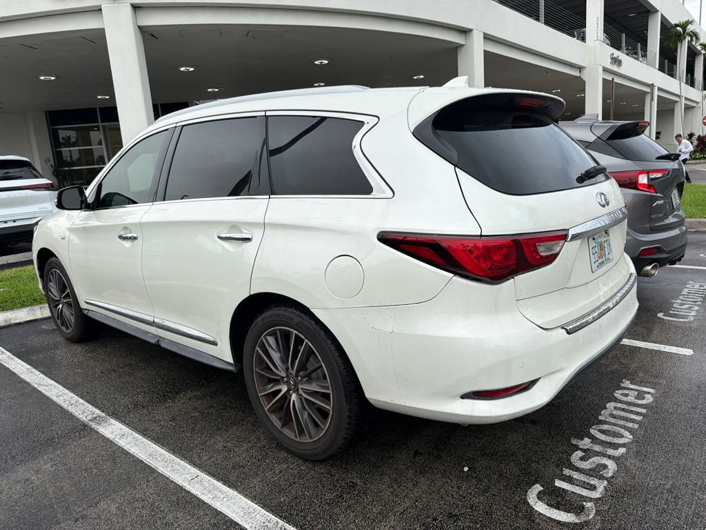 Used 2016 INFINITI QX60 Luxe w/ Premium Plus Package AWD/4WD image 3