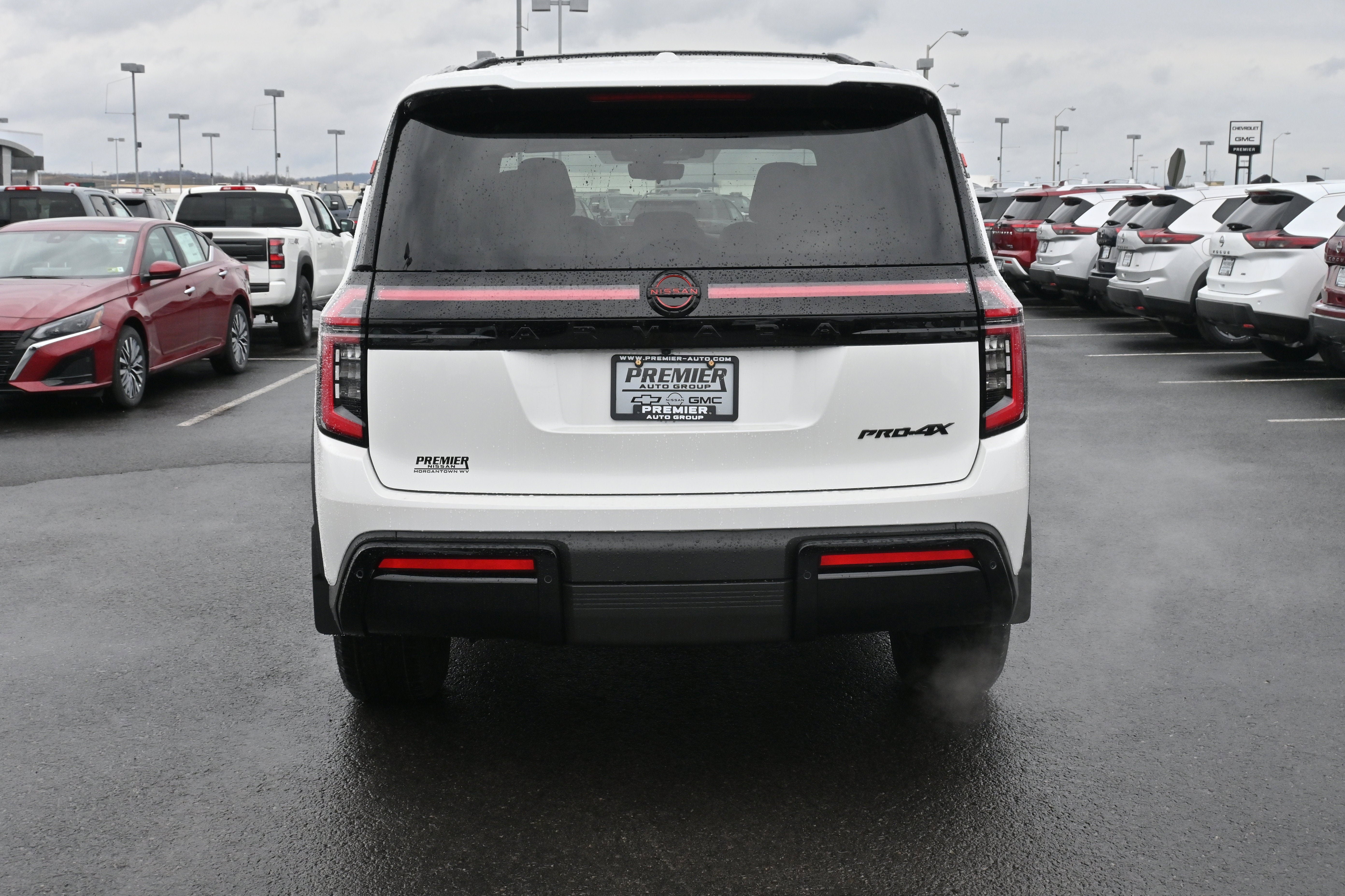 New 2025 Nissan Armada PRO-4X AWD/4WD image 7