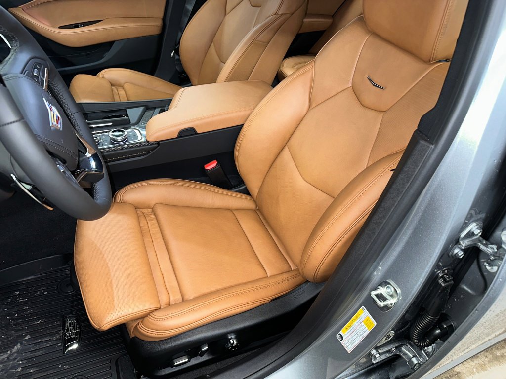 New 2026 Cadillac CT5 Sport w/ Platinum Package image 2