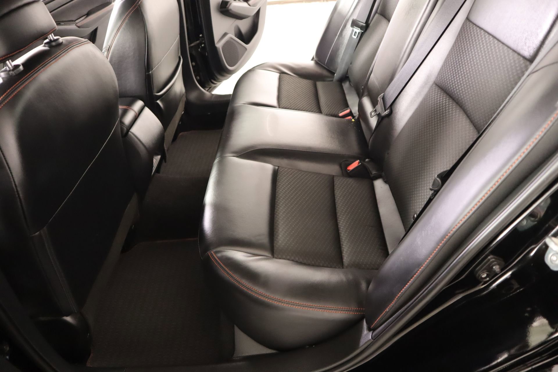 Used 2025 Nissan Altima 2.5 SR FWD image 11