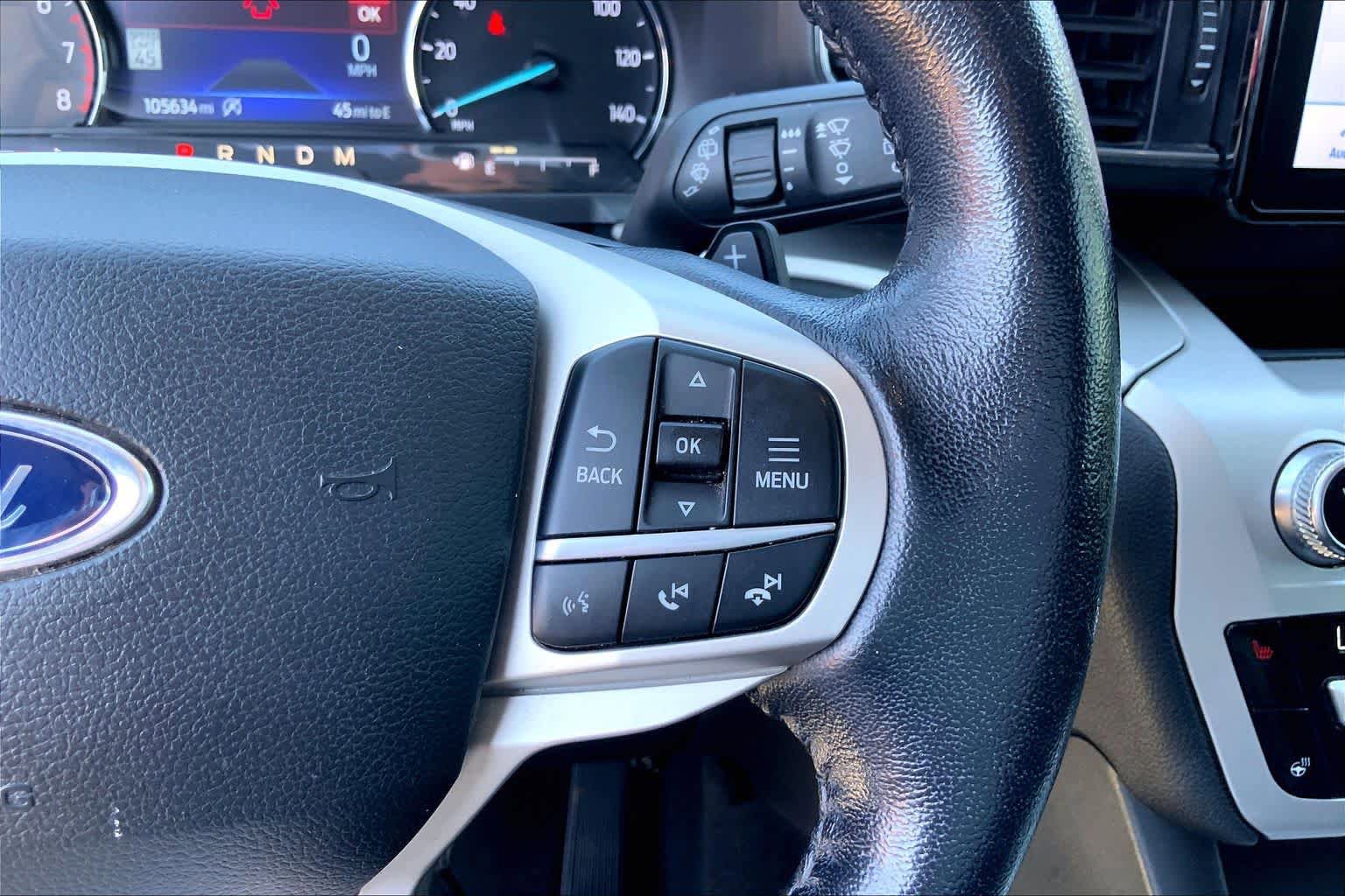 Used 2021 Ford Explorer XLT w/ Equipment Group 202A AWD/4WD image 25