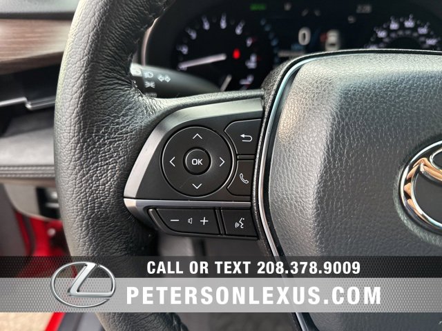 Used 2022 Toyota Avalon XLE image 23