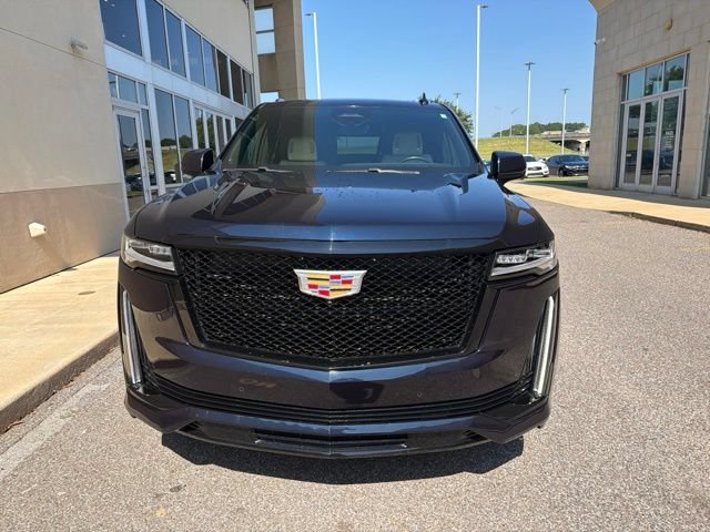 Used 2021 Cadillac Escalade Sport w/ LPO, Illumination Package RWD image 2
