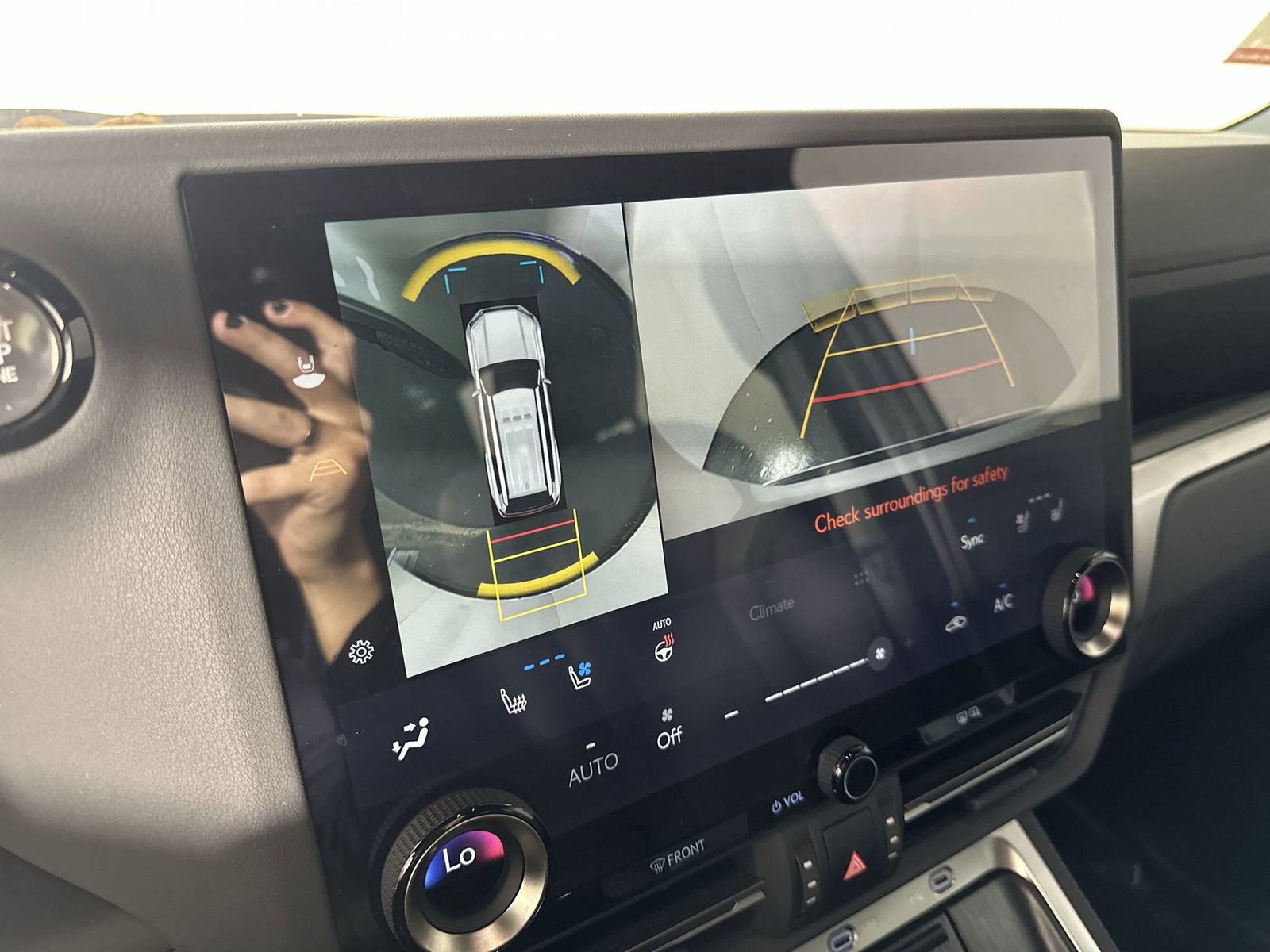 Used 2024 Lexus GX 550 image 17