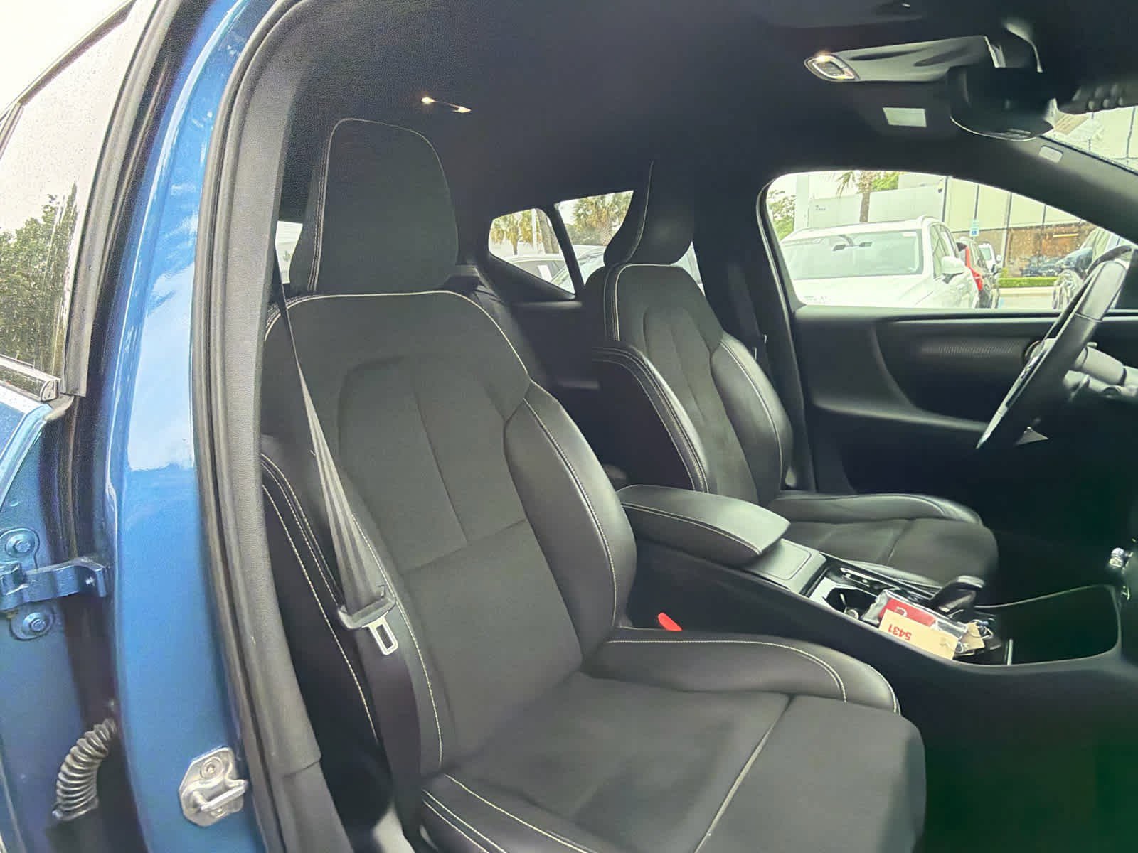 Used 2019 Volvo XC40 T5 R-Design AWD/4WD image 20