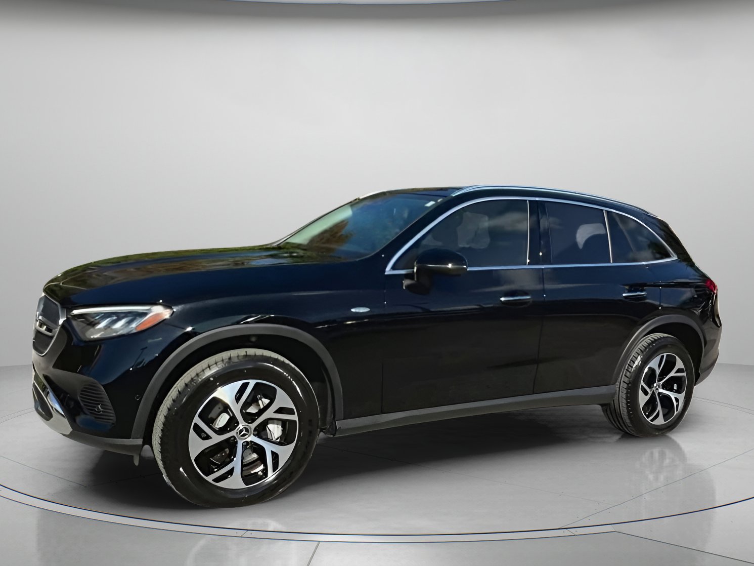 Used 2025 Mercedes-Benz GLC 350e GLC 350e image 13