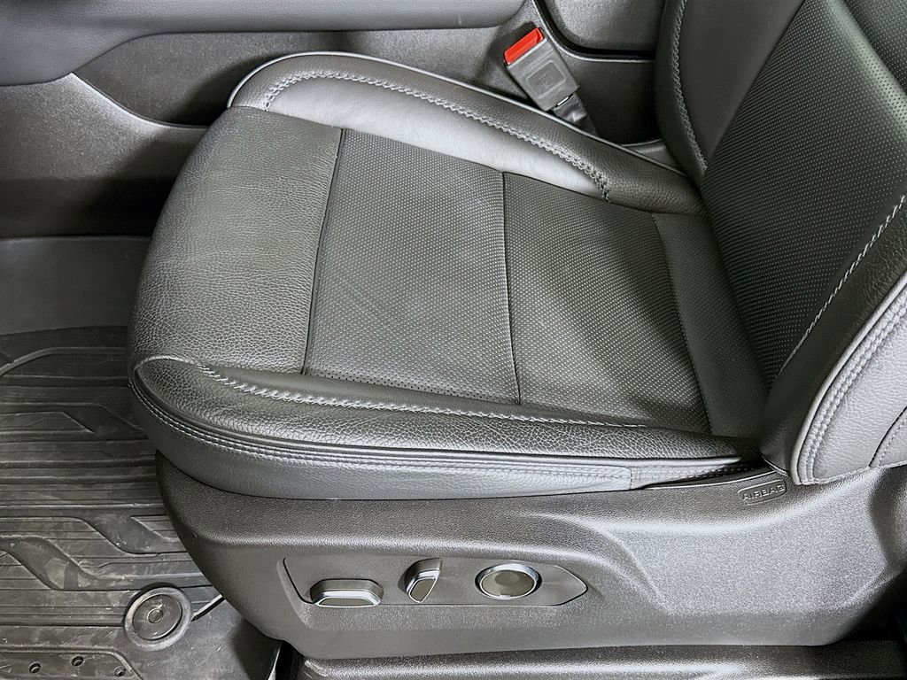 Used 2023 GMC Yukon Denali image 20