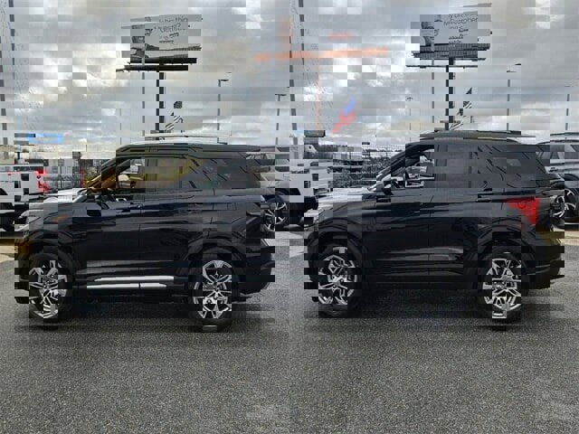New 2026 Ford Explorer Platinum image 4