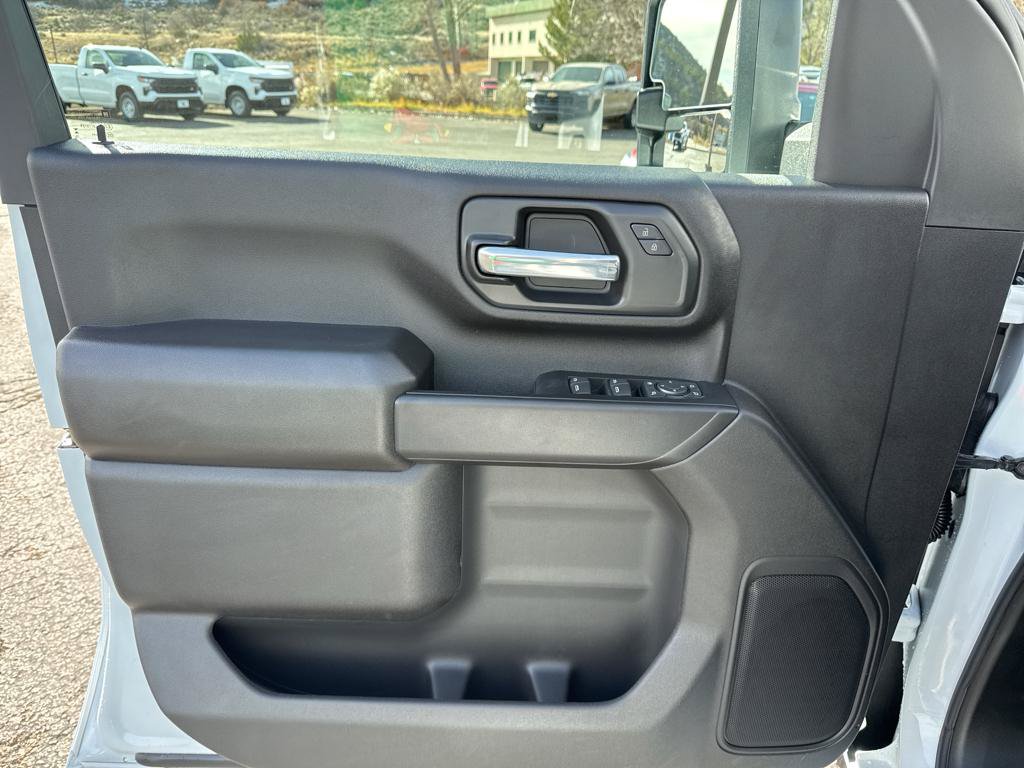 New 2026 GMC Sierra 2500 Pro w/ Convenience Package AWD/4WD image 29