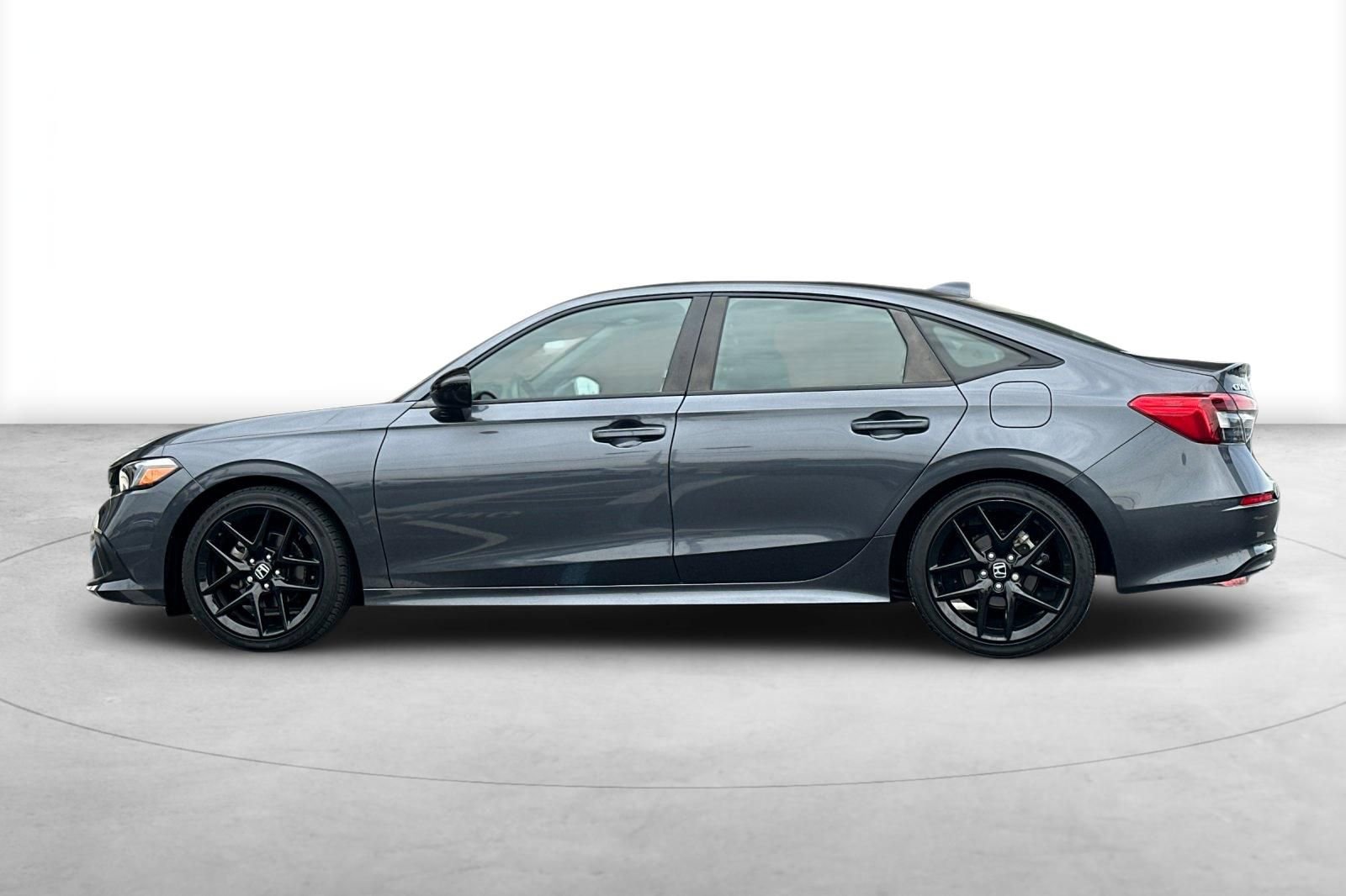 Used 2022 Honda Civic Sport image 3