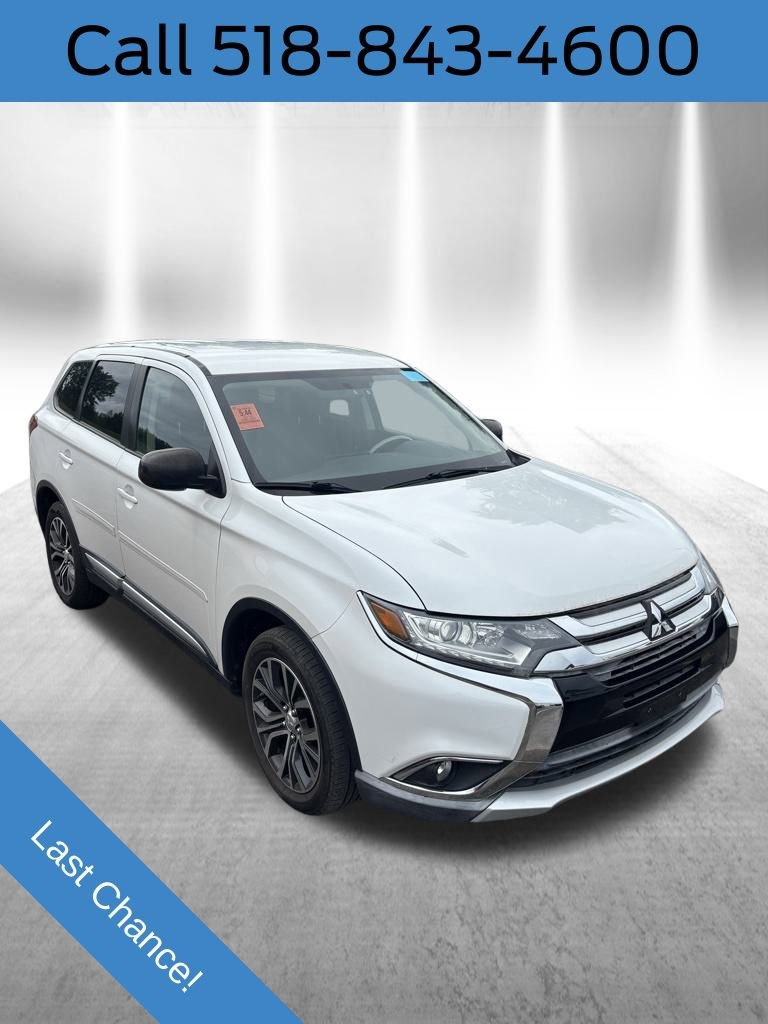 Used 2016 Mitsubishi Outlander SE