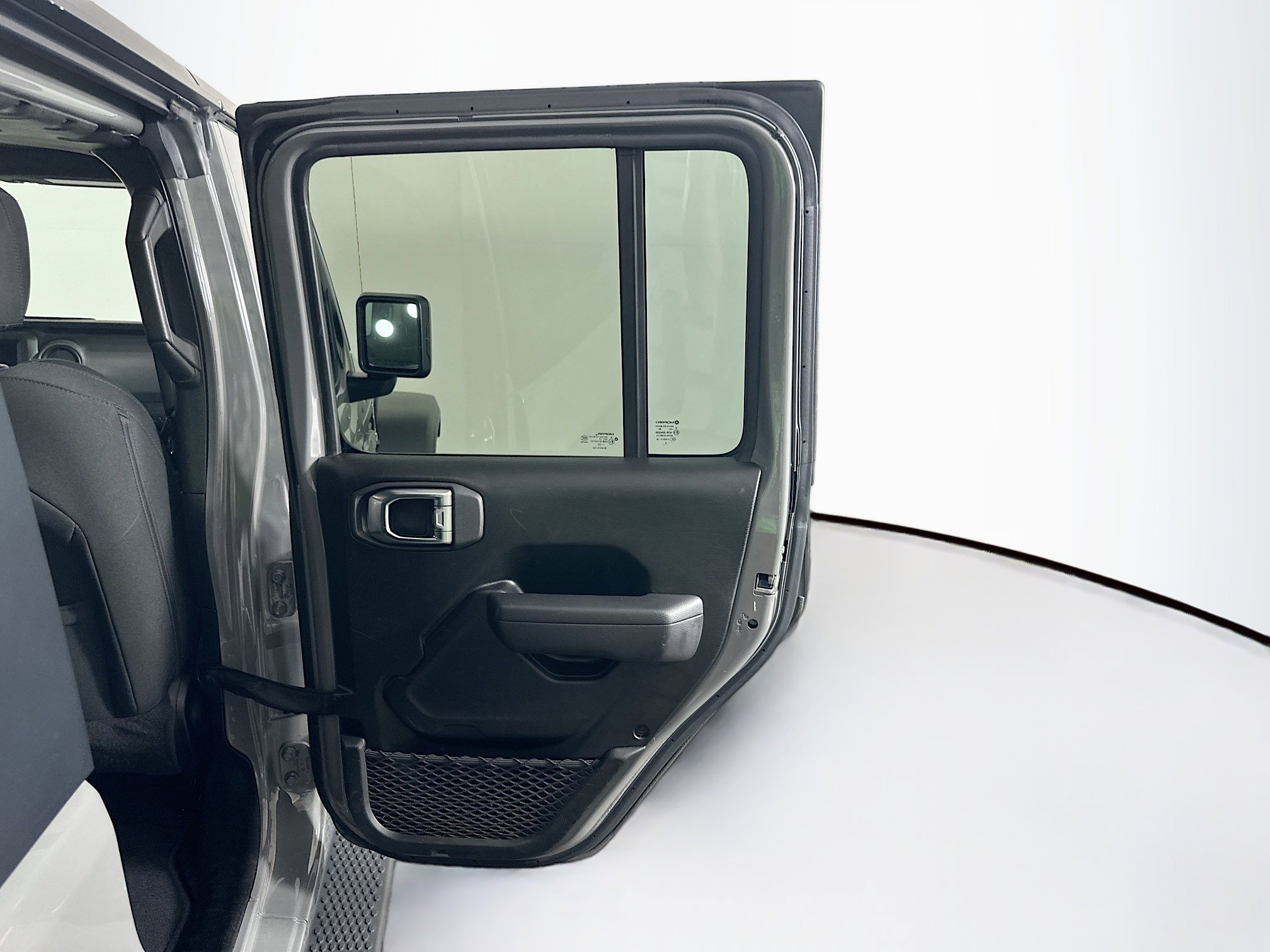 Used 2022 Jeep Wrangler Sport S image 29