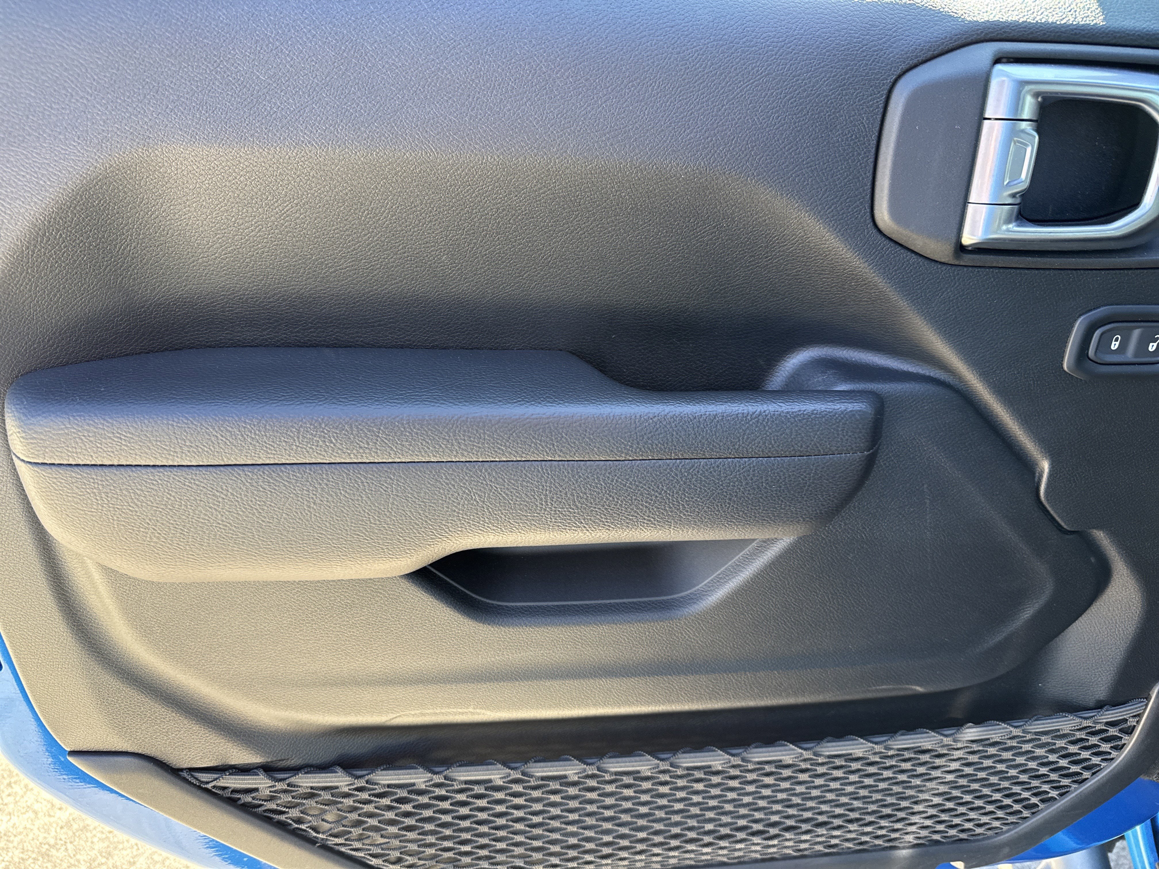 Used 2022 Jeep Wrangler Unlimited Rubicon w/ LED Lighting Group image 10