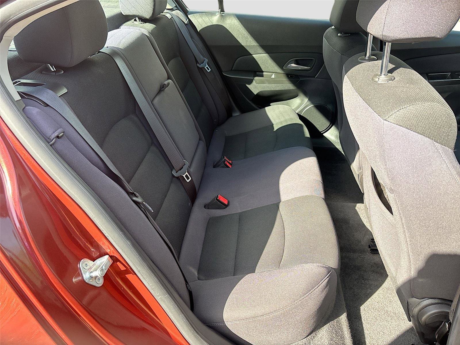 Used 2013 Chevrolet Cruze LT image 24