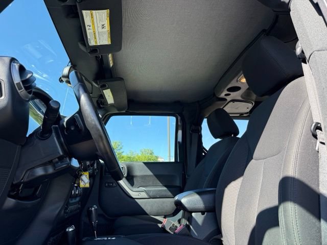 Used 2017 Jeep Wrangler Sport w/ Quick Order Package 24S AWD/4WD image 23
