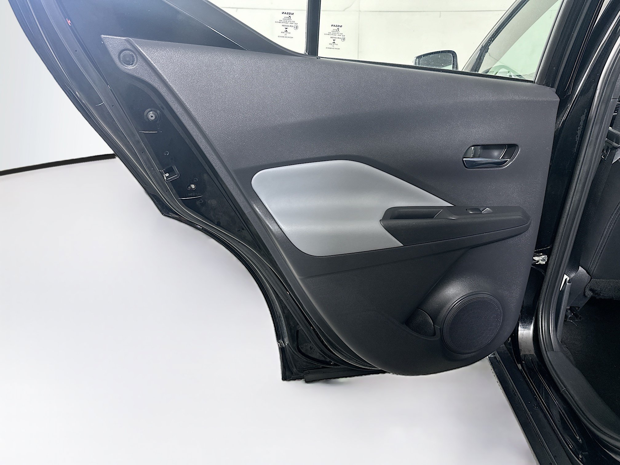 Used 2023 Nissan Kicks SR w/ SR Premium Package FWD image 25