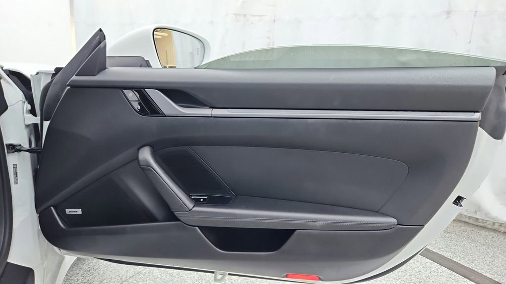 Used 2020 Porsche 911 Carrera 4S image 32