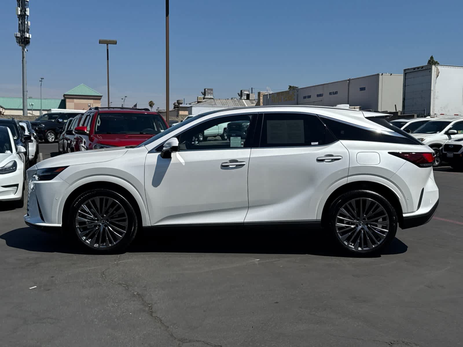 Certified 2025 Lexus RX 450h AWD w/ Convenience Package image 9