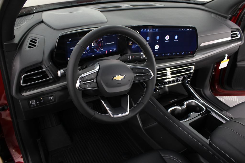 New 2026 Chevrolet Traverse LT w/ LPO, Floor Liner Package FWD image 8