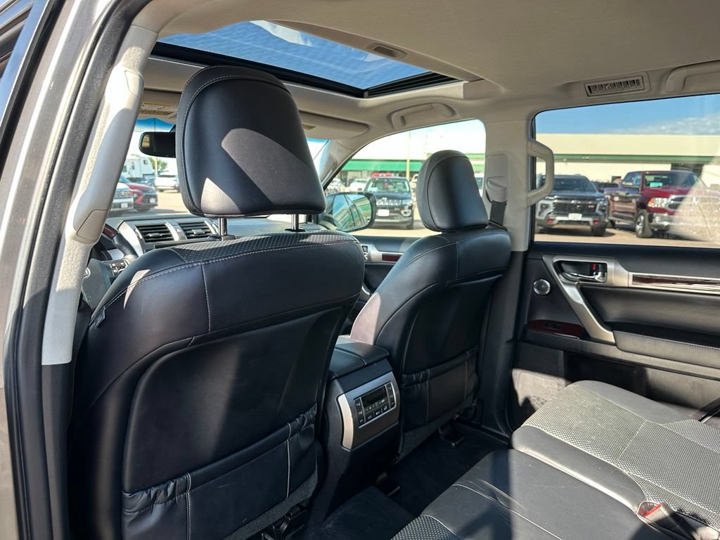 Used 2014 Lexus GX 460 Luxury AWD/4WD image 23
