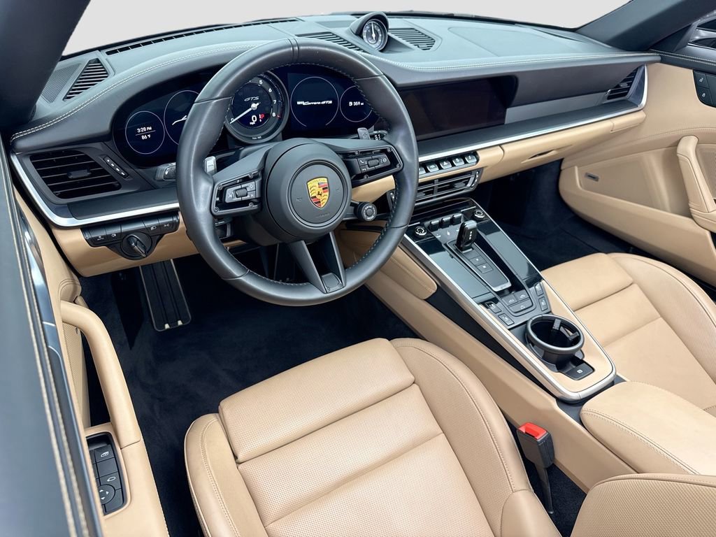 Used 2022 Porsche 911 Carrera S RWD image 9