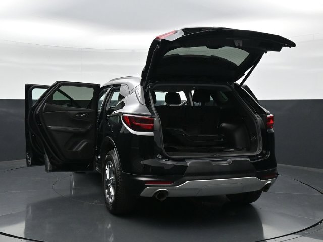 Used 2024 Chevrolet Blazer LT w/ Convenience Package FWD image 48