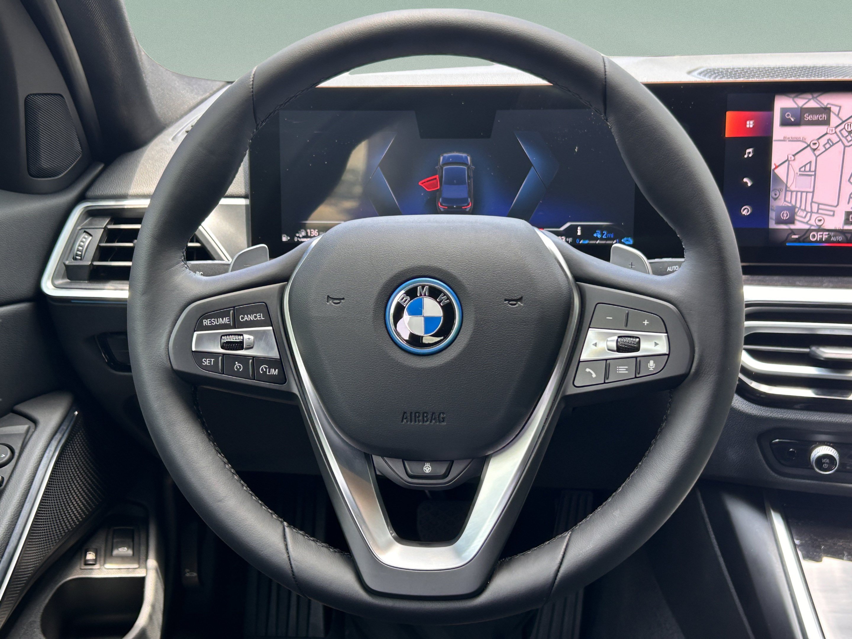 Used 2024 BMW 330e w/ Convenience Package RWD image 7