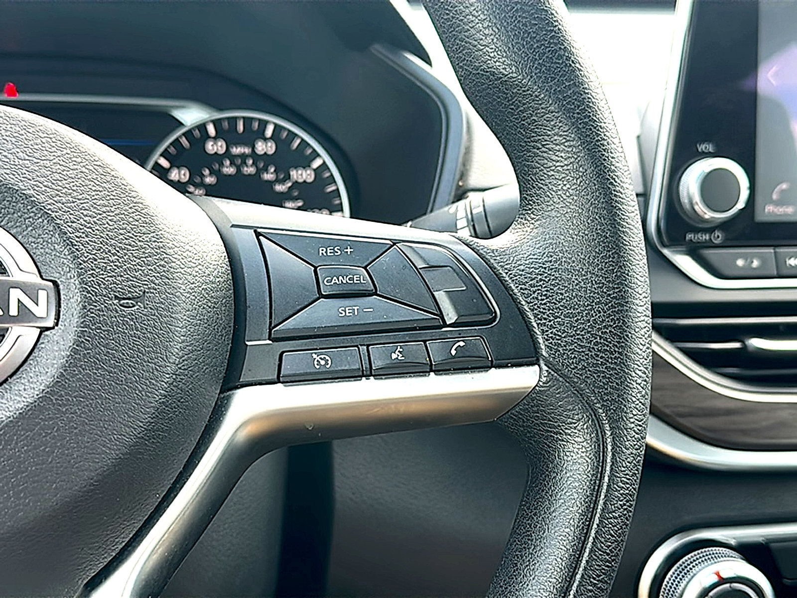 Used 2023 Nissan Altima 2.5 SV image 28