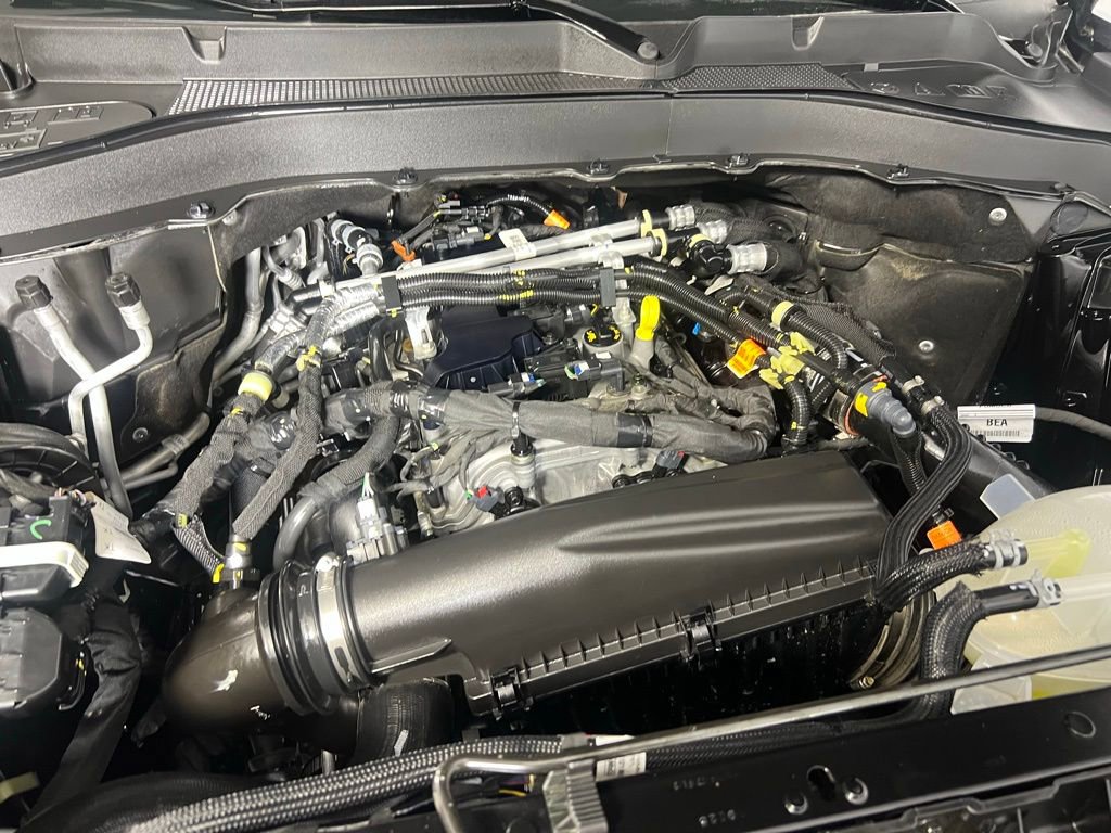 Used 2025 Ford Explorer Active image 37