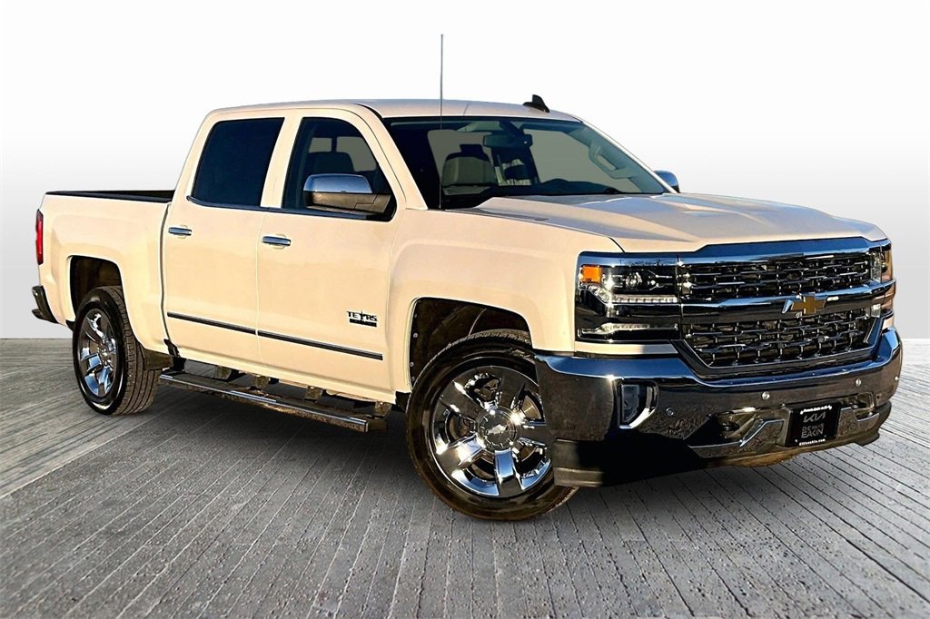 Used 2018 Chevrolet Silverado 1500 LTZ w/ Texas Edition image 11