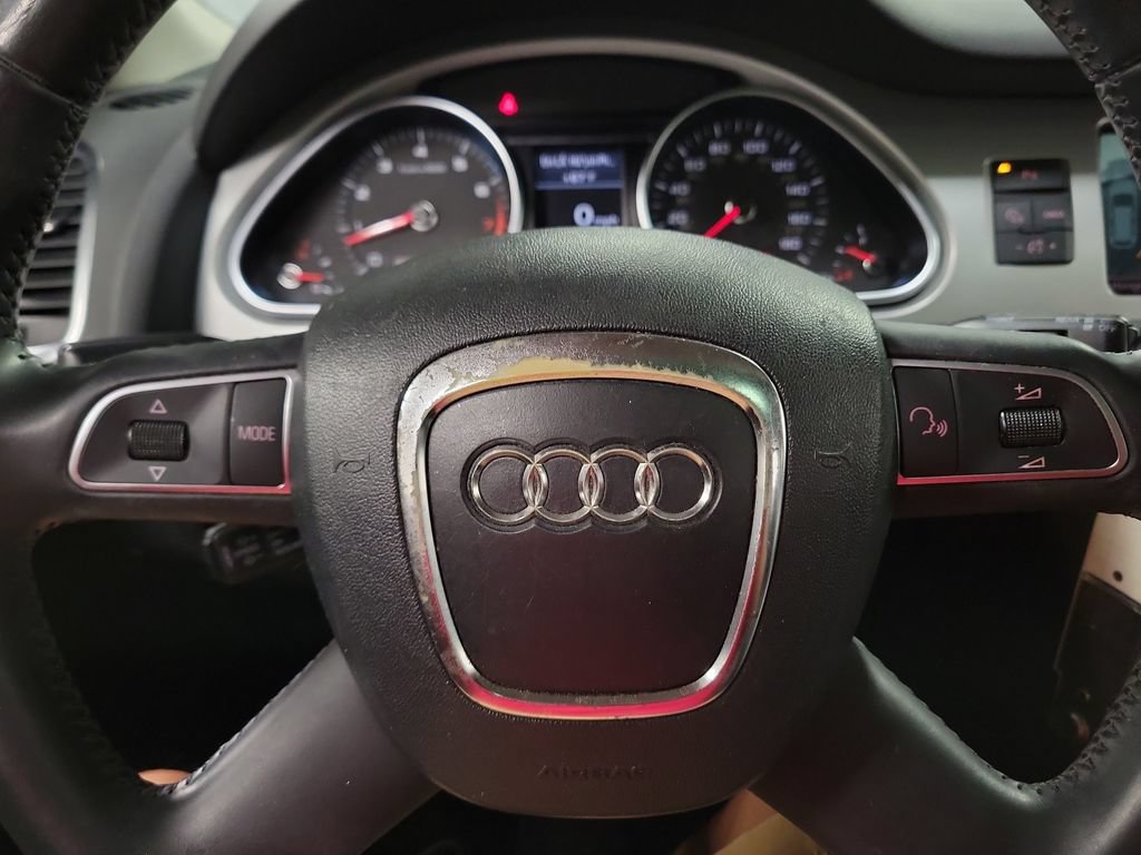 Used 2011 Audi Q7 3.0T Premium Plus AWD/4WD image 16