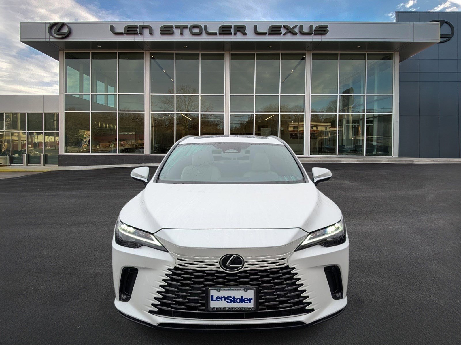 Used 2024 Lexus RX 350 Premium w/ Accessory Package (Z1) image 8