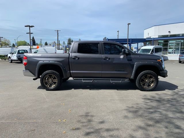 Used 2019 Toyota Tundra SR5 AWD/4WD image 7
