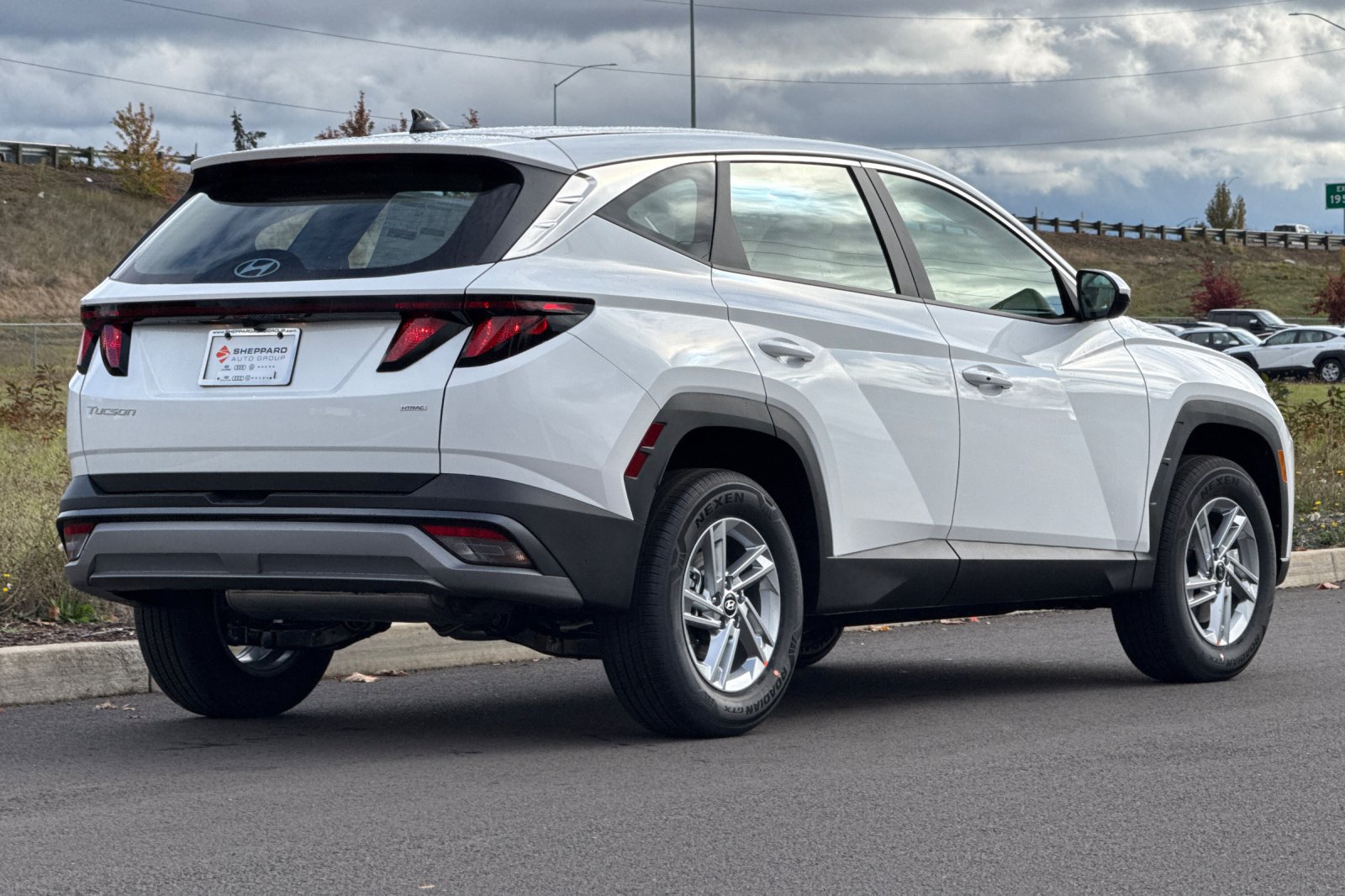 New 2026 Hyundai Tucson SE AWD/4WD image 3