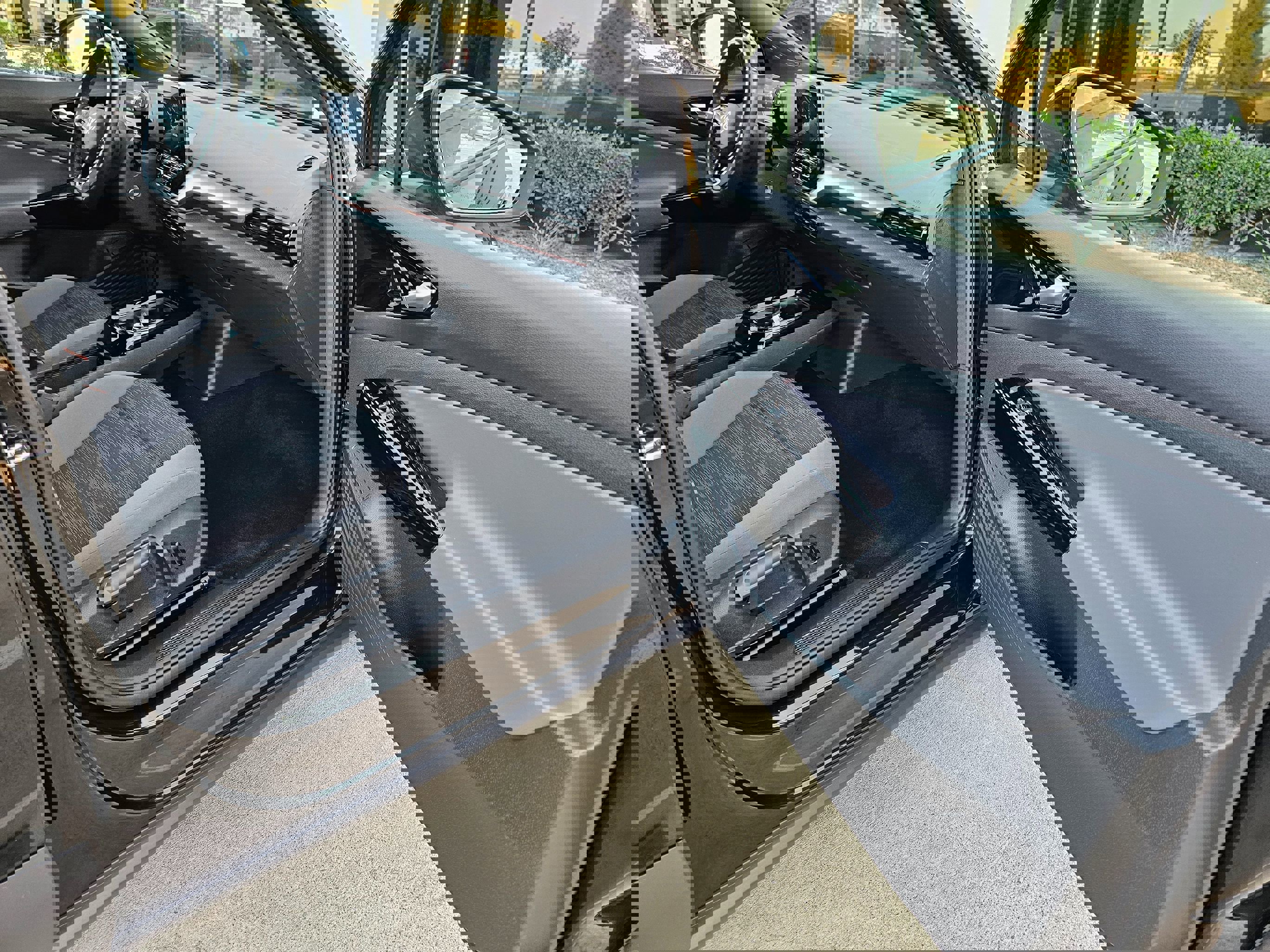 Used 2021 Volkswagen ID.4 Pro w/ ID.4 Protection Package image 28