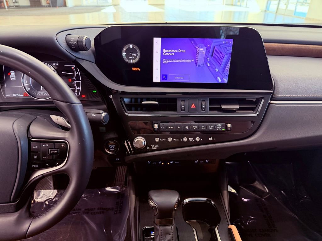 Certified 2024 Lexus ES 350 w/ Premium Package image 22