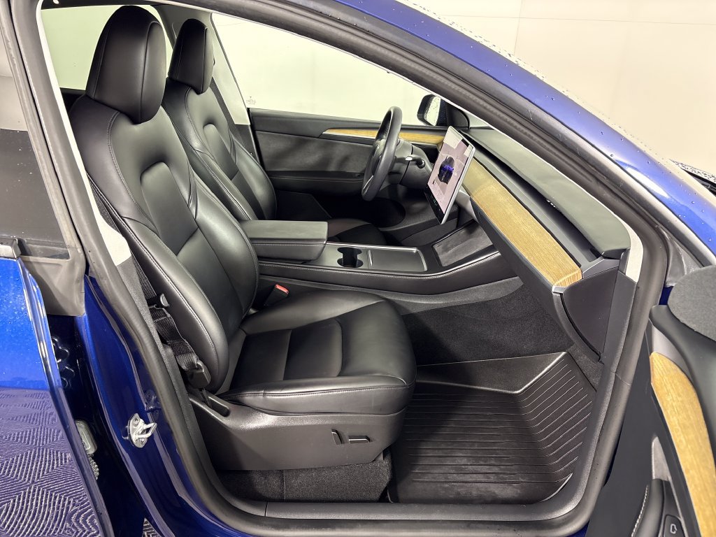 Used 2023 Tesla Model Y Long Range AWD/4WD image 6